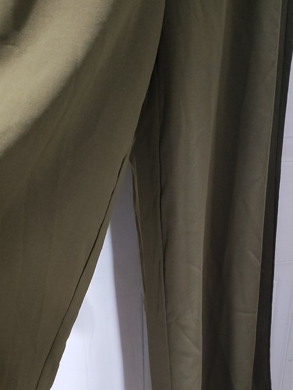 Smocked Bodice Wide-Leg Olive Jumpsuit for Women - Picture 6 of 13